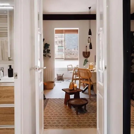 Hemba - 3 Bedroom And Balcony In Gracia דירה
